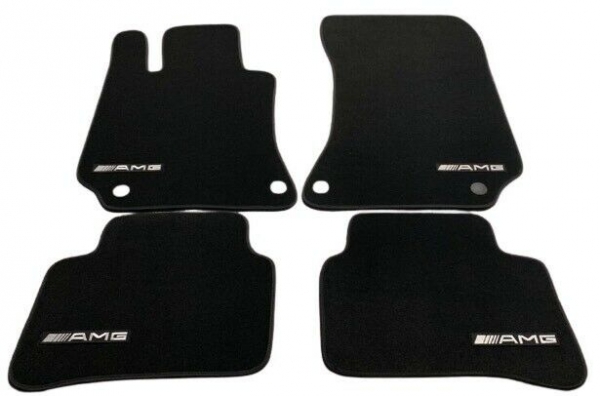 Velour Fussmatten Mercedes Benz E Klasse W212 Cls W218 Klasse Amg Exclusiv Veredelte Embleme Aus Der Schweiz
